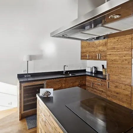 Apartment Neue Mit Drei Schlafzimmern In Bei Gstaad